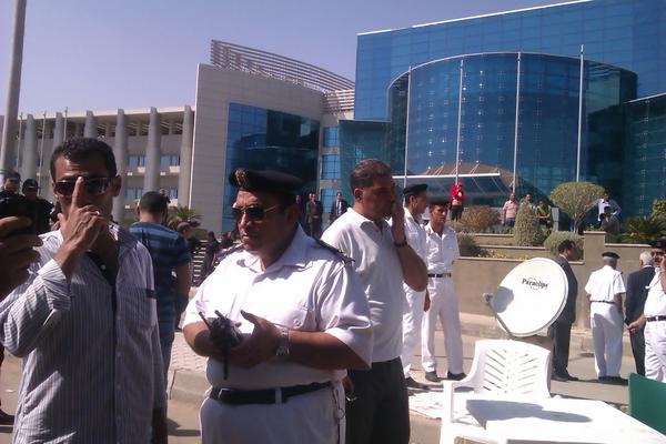 Security forces arrive on campus at Nile University Courtesy of Save Nile University group