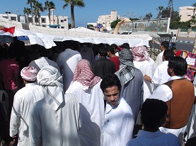 People at Marsa Matrouh sit-in demanding the resigning of the governor and other officials. (Photo by Mohamed Farag)