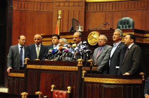 Mohamed Al-Beltagy announces the draft constitution produced by the Constituent Assembly Hassan Ibrahim / DNE