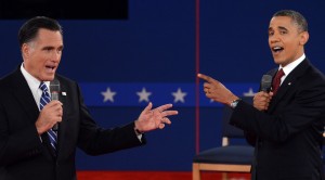 US President Barack Obama (R) and Republican presidential candidate Mitt Romney (L) participate in the second presidential debate. (AFP Photo/ Saul Loeb)