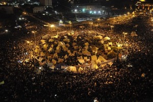 Large crowds gather on Tahrir Square. (DNE/ Mohamed Omar)