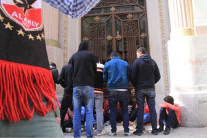 Ultras surround the stock exchange building in Cairo (Ahmed Al-Malky)