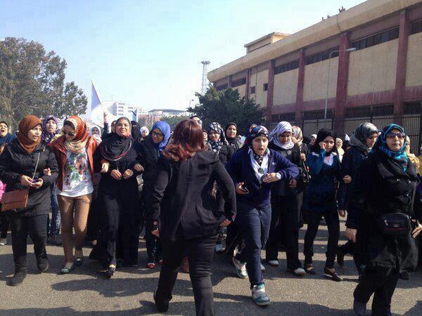 Protesters in Portsaid on Sunday (Photo by Islam Kotb)