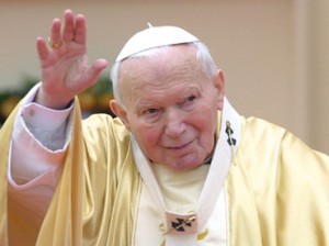 The Jesuit community of El Salvador, which for decades has supported liberation theology, praised the pontiff's resignation as a "responsible act". In Photo Pope John Paul II ( AFP - Photo)