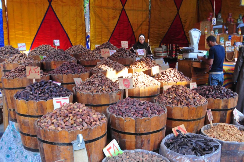 A street market prepared for Ramadan (Photo By Hassan Ibrahim)