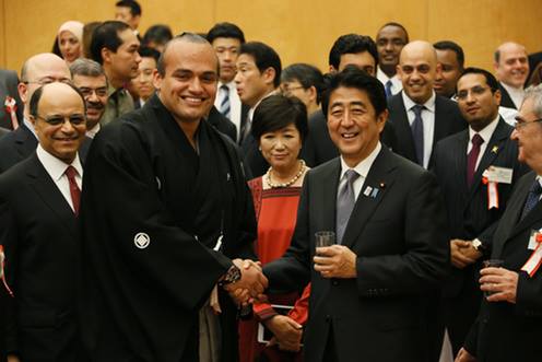 Shaalan with Japanese Prime Minsiter Ebe August 2013 (Photo Courtesy of Abdelrahman Shaalan)