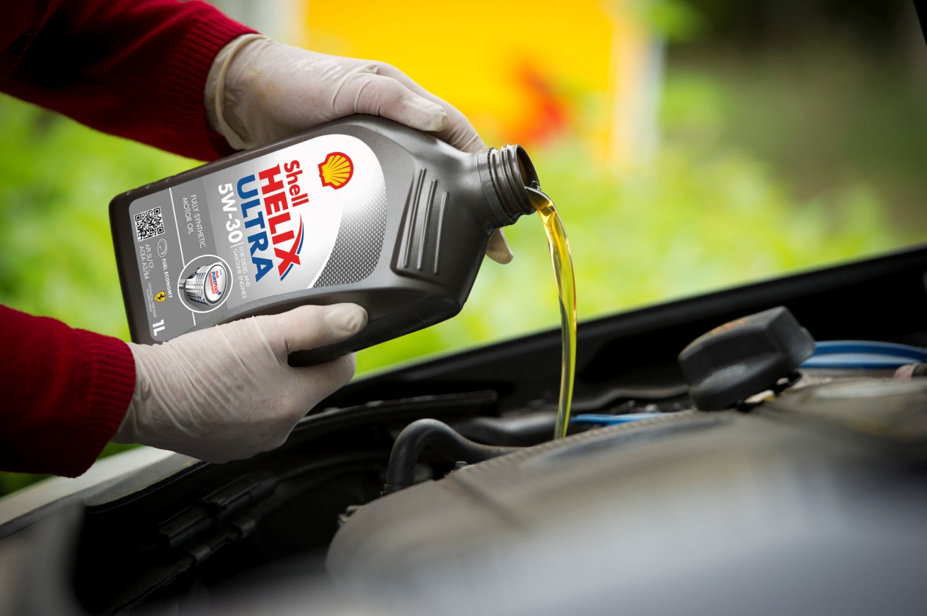 New Shell Helix Ultra motor oil (Photo courtesy of Shell Lubricants)
