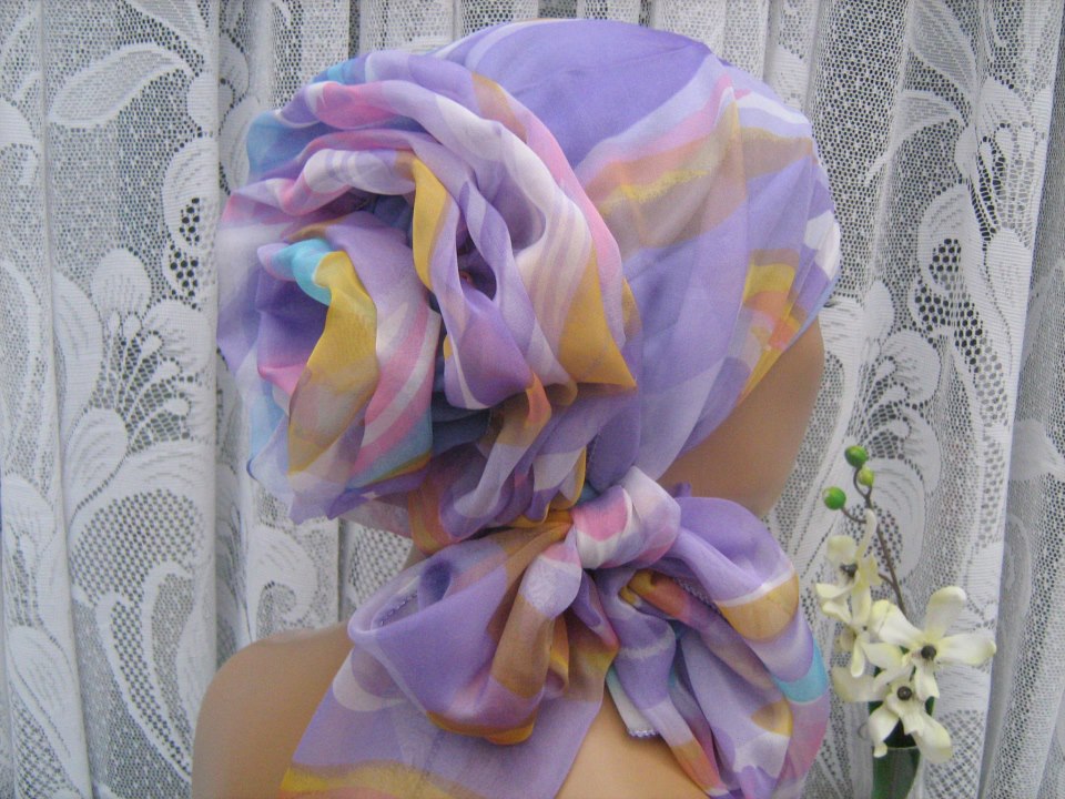 “Spanish” veil (Photo Courtesy of Spanish Hijab Bonnet)