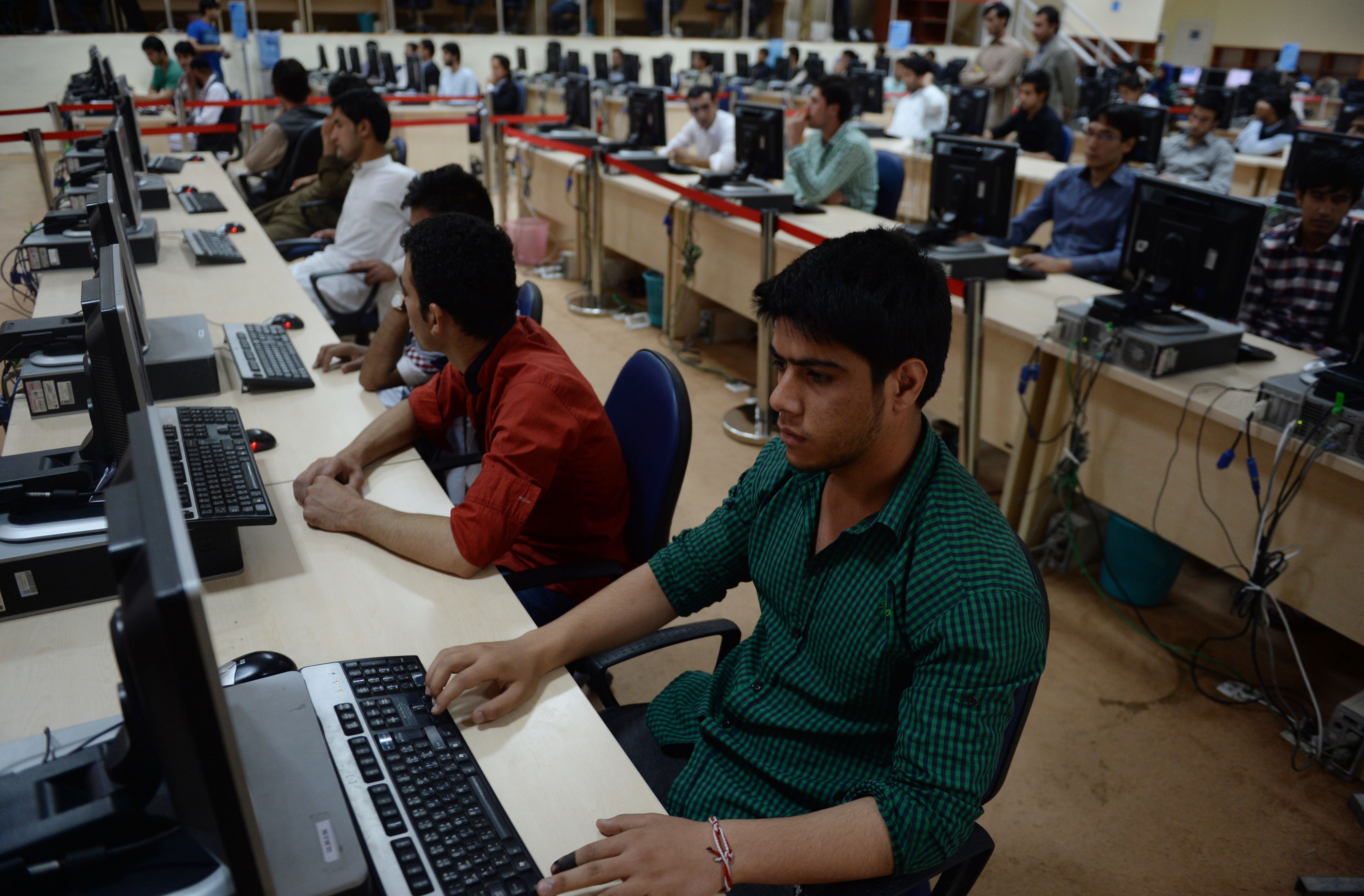 According to International Labor Organization (ILO) figures, 56% of male non-agricultural employment in Egypt is informal, much higher than Turkey’s 30% and nearly as high as 60% in Palestine, the report said. (AFP PHOTO/SHAH Marai)