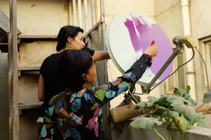 Stoneking launches the “Cairo Dish-Painting Initiative” to beautify the city’s skyline and use it as a medium to empower people (Photo Handout from Cairo Dish-Painting Initiative Facebook page)