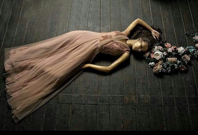 "May Showers" highlighted Farah's romantic colour palette and delicate fabrics (Photo from Facebook)