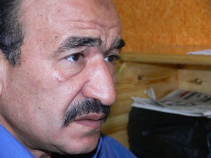 Minister of Manpower Kamal Abu Eita promises to meet striking iron and steel workers demands