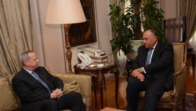 Egyptâs Foreign Minister Sameh Shoukry met the US special presidential envoy for the Global Coalition to Counter ISIS, John Allen, Sunday to discuss the coalitionâs efforts. (Photo Ministry of Foreign Affairs Handout)