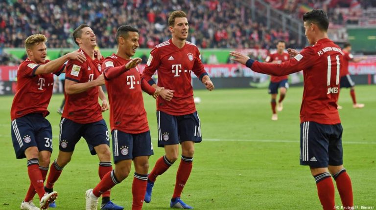 Resultado de imagen de bayern celebrating
