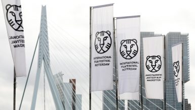 Rotterdam, 30-01-2018. IFFR2018. Banieren aan de voet van de Erasmusbrug tijdens het IFFR. Foto Bas Czerwinski