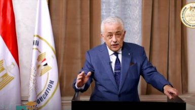Egypt’s Minister of Education Tarek Shawky announced, on Saturday, that high school students will take a demo exam on the ministry’s new electronic system on 15 December.