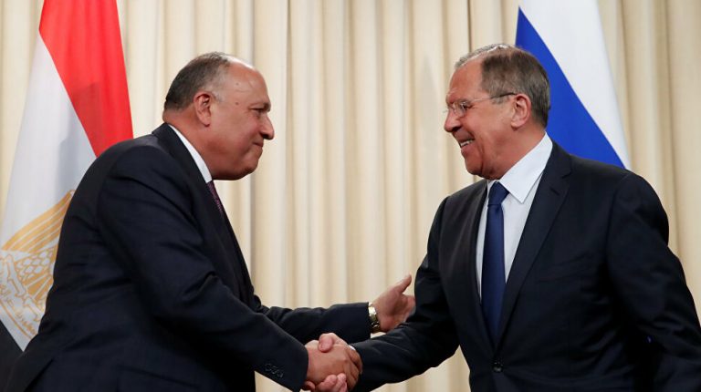 Egyptian Foreign Minister Sameh Shoukry and his Russian counterpart Sergey Lavrov discussed on Friday by phone a number of regional issues of mutual interest.