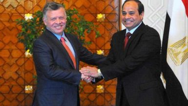 Egypt’s President Abdel Fattah Al-Sisi discussed, on Sunday, with Jordan’s King Abdullah II boosting bilateral relations, as well as regional and international issues of mutual concern.