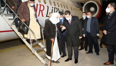A 75-member delegation from southern Libya on Tuesday arrived in Cairo for three-day visit in which it will meet several Egyptian officials over the United Nations-led political talks.