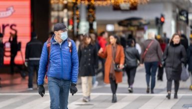 A person who traveled from London to Sweden to celebrate Christmas has been confirmed sick with the new and more infectious coronavirus strain that has been rapidly spreading in the UK recently. (Photo by Wei Xuechao-Xinhua)