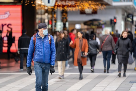 A person who traveled from London to Sweden to celebrate Christmas has been confirmed sick with the new and more infectious coronavirus strain that has been rapidly spreading in the UK recently. (Photo by Wei Xuechao-Xinhua)