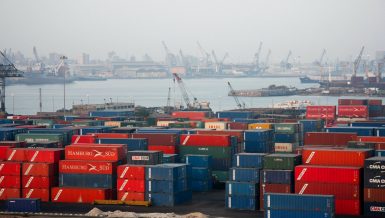 The strengthened macroeconomic fundamentals have restored confidence in Egypt's economy, but the reforms have yet to trigger a marked and sustained increase in non-extractives private investment and exports.