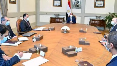 Al-Sisi meets Vodafone Group CEO, directs for enhancing Egypt's digital infrastructure