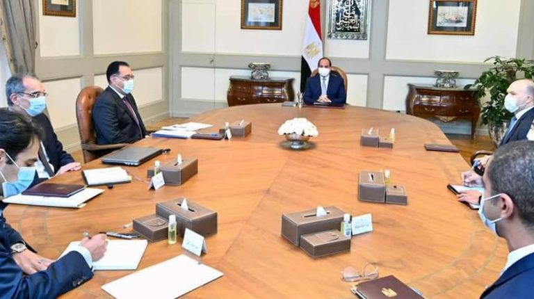 Al-Sisi meets Vodafone Group CEO, directs for enhancing Egypt's digital infrastructure