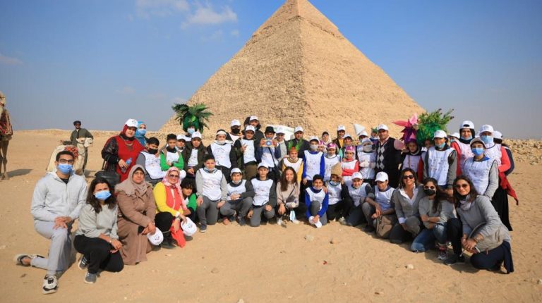 Art D'Égypte organises Pyramids tour for school children to improve cultural awareness