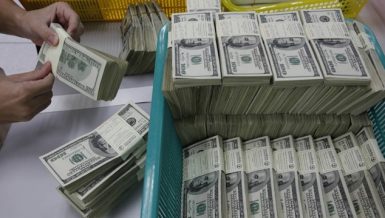The US dollar fell modestly in late trading on Monday as market participants followed updates on a US coronavirus aid package. The dollar index, which measures the greenback against six major peers, was down 0.01 percent at 90.3400.