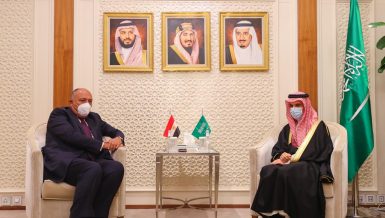 Egypt’s Minister of Foreign Affairs Sameh Shoukry with and his Saudi counterpart Faisal bin Farhan Al-Saudand his Saudi counterpart Faisal bin Farhan Al-Saud in the Saudi capital, Riyadh, on Tuesday, to preside over the joint Egyptian-Saudi political consultation committee.