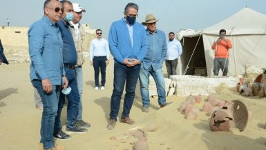 Khaled Al-Anani, Minister of Tourism and Antiquities, inspected, on Monday, the excavations of the Egyptian archaeological mission working next to the pyramid of King Titi I in the Saqqara Necropolis.
