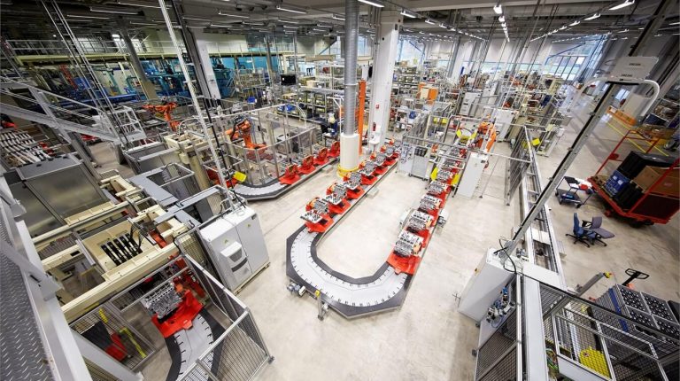 Egypt has reported a standard number for its manufacturing and extractive industries, excluding crude oil and petroleum products, of 96.45 during October 2020 (preliminary).