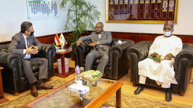 Nigeria Minister of Communications visits Egypt Post in Smart Village