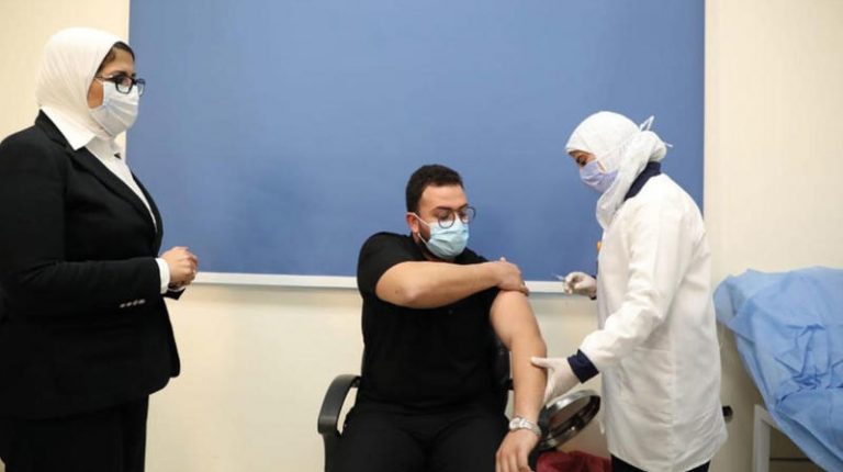 Egypt coronavirus cases drop , start of COVID-19 vaccination