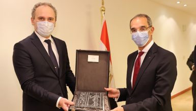 Egypt, Belarus discuss enhancing cooperation in communications, IT sectors