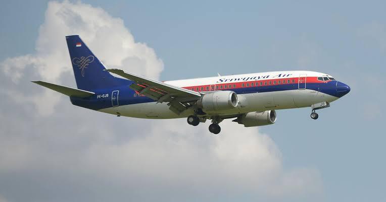 Indonesian aircraft with 62 on board goes missing, feared crashed