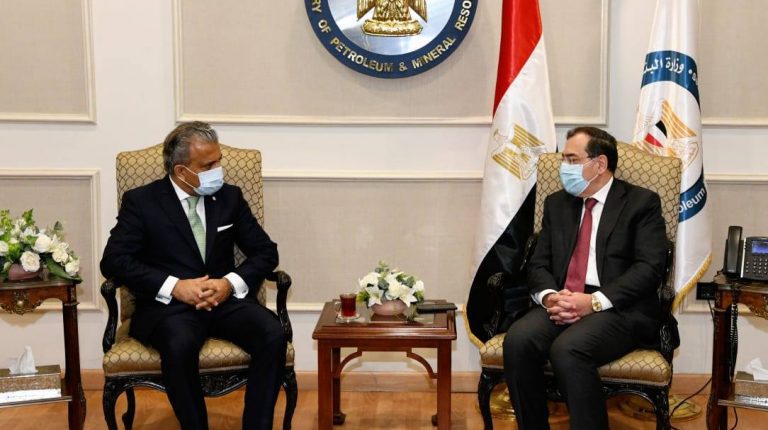 Egypt’s Petroleum Minister, BP discuss joint business, international oil prices