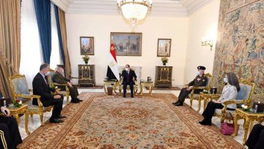 Al-Sisi, US Centcom Chief discuss bilateral cooperation, counterterrorism efforts