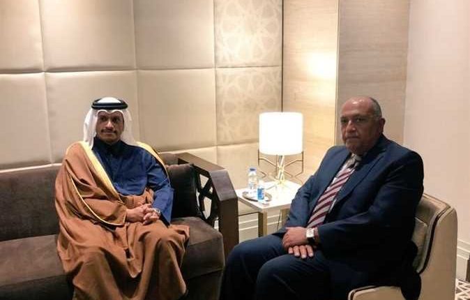 Shoukry meets Qatar’s Al Thani for 1st time since 2017 boycott