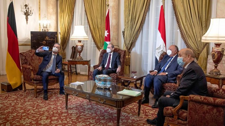 Shoukry in Paris for quartet meeting on Palestinian issue