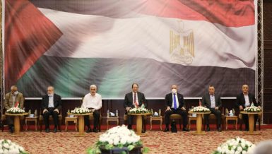 Gaza rebuild, internal reconciliation top Egypt’s talks with Palestinian factions