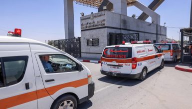 Egypt plans 165 ambulances to transfer Gaza injured to hospital
