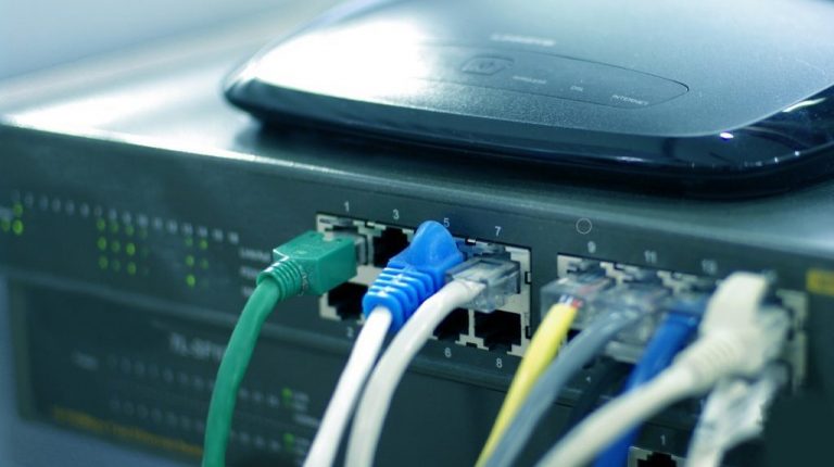 Egypt ranks 94th globally in fixed broadband internet speeds during May