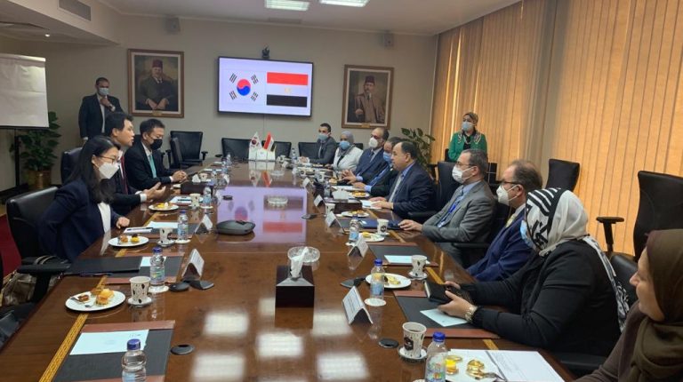 Egypt, South Korea discuss cooperation prospects, support for Korean companies