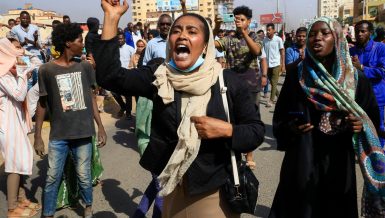 Sudan army commander orders release of 4 ministers of Hamdok gov't